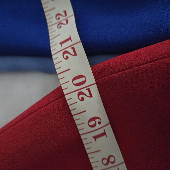 Liz Claiborne Women's Red Short Sleeved Midi Dress - Picture 8 of 8